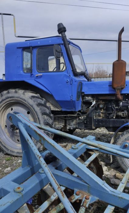 Продам трактор