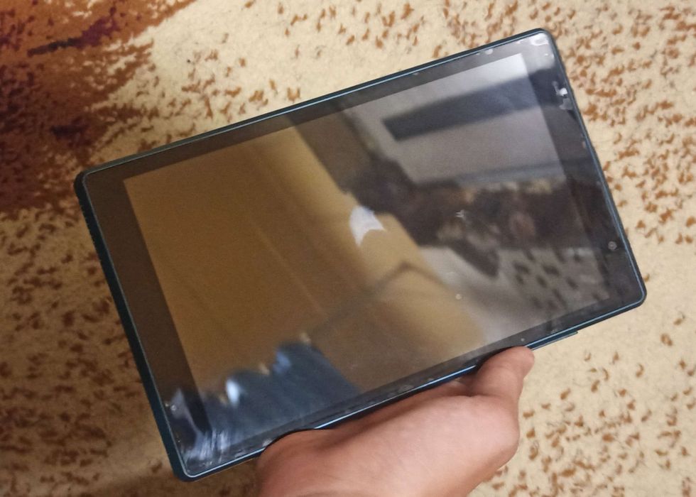 YQSavinov 8 Inch Tablet CP80 navy blue