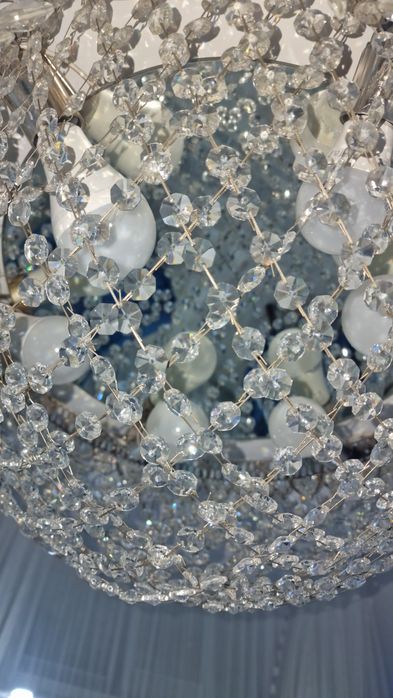 Продается люстра хрусталь