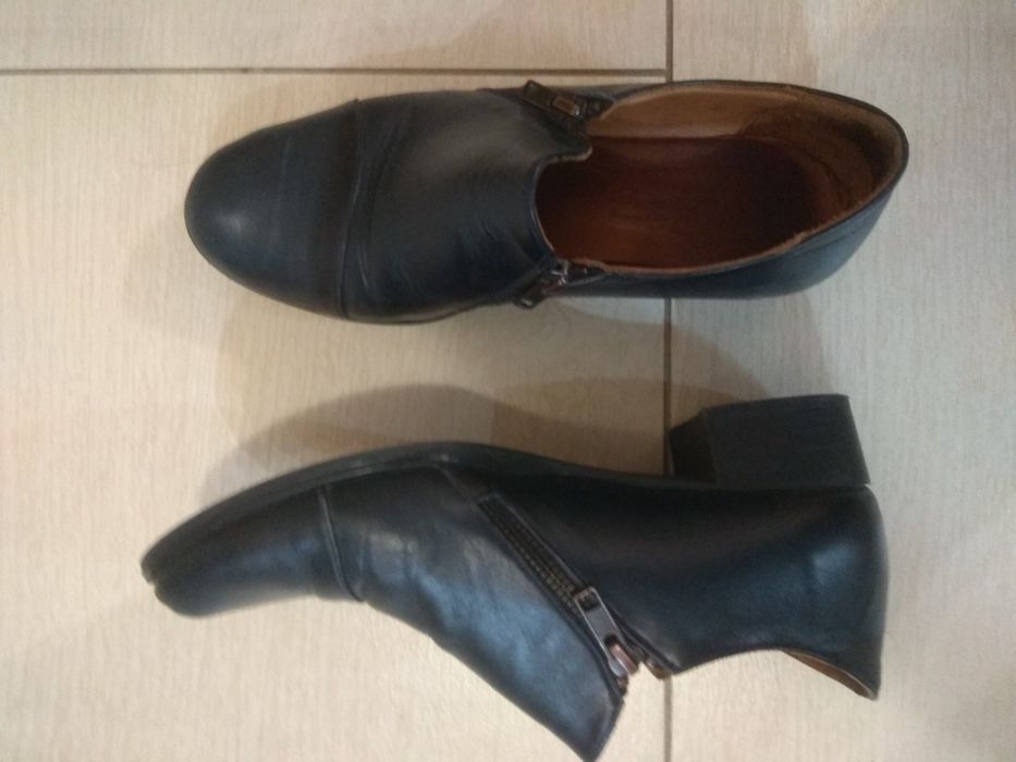 Дамски боти и обувки 39 номер