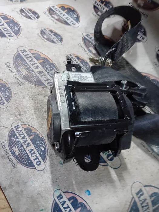 centura dreapta fata cu capsa  mitsubishi asx 2012