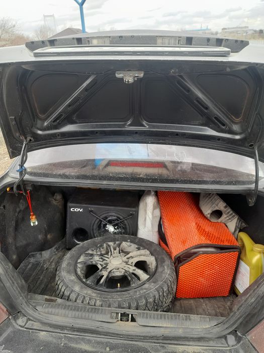 Продам деу нексия 2 2013 года