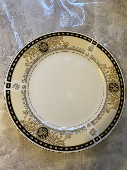 Продам тарелки.