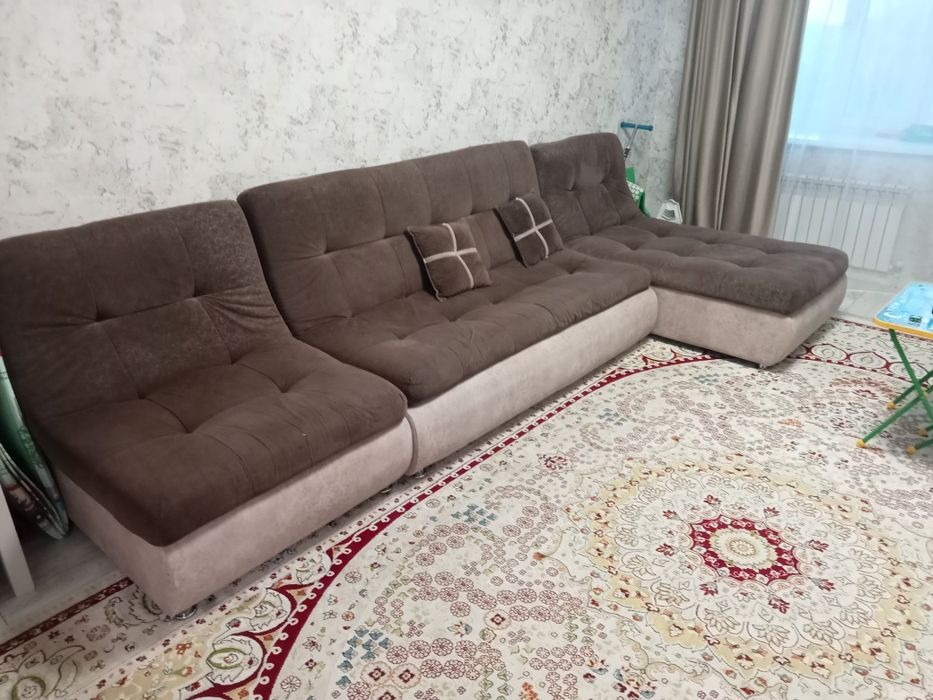 Продадим диван пума 3.5 метра