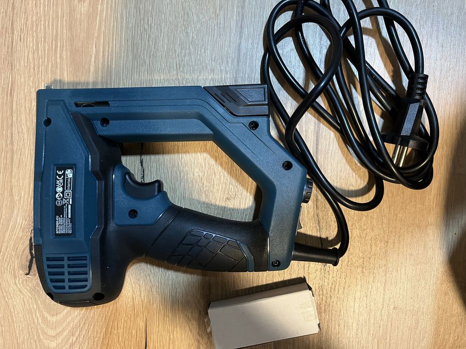 Pistol cuie si capse capsator electric Rapid BTX606 si NEU MASTER