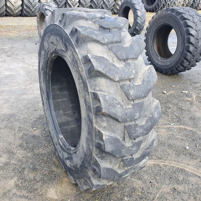 Cauciucuri 16.9-28 (420/85R28) Camso Anvelope Tractor cu GARANTIE