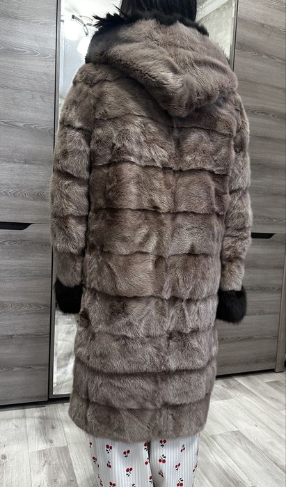 Продается шуба трансформер в хорошем качестве