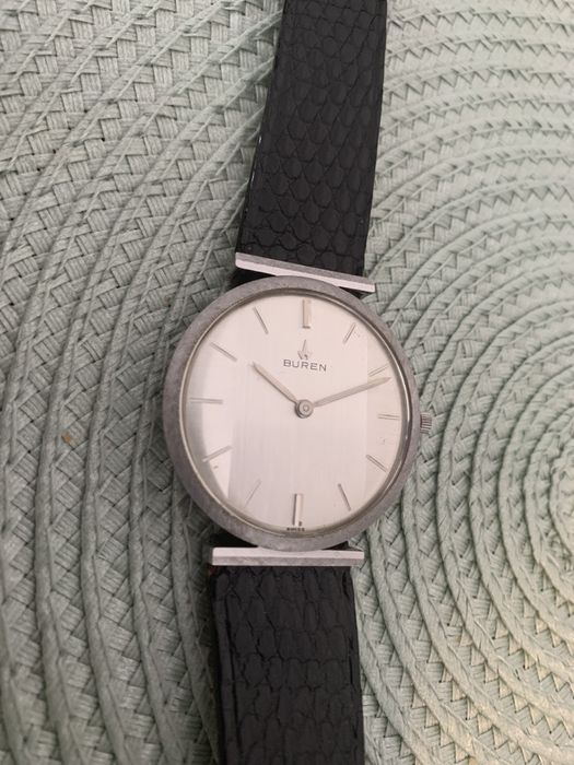 Ceas Buren-model depose