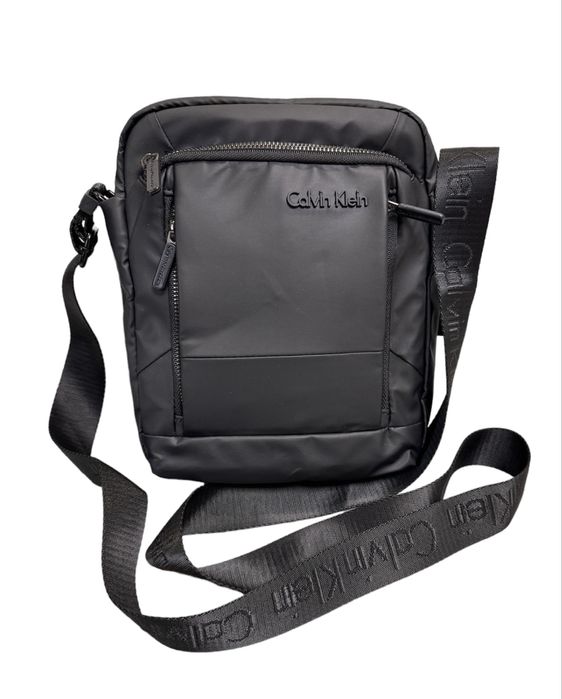 Чанта за кръст и през рамо CK