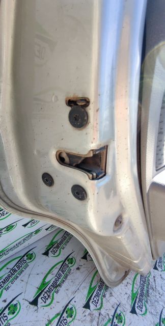 Usa / Portiera spate stanga Dacia Logan prima generatie