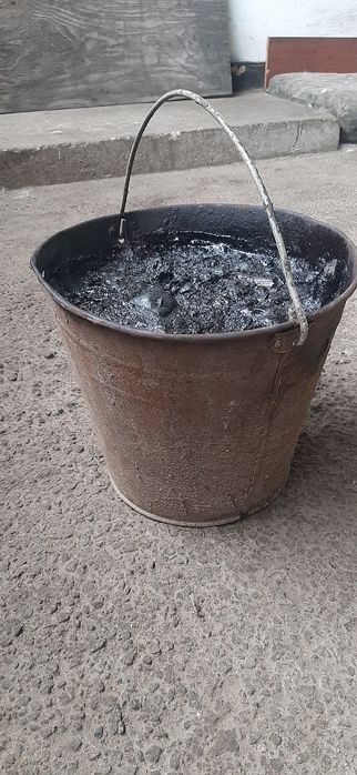 Продам битум,черная смола
