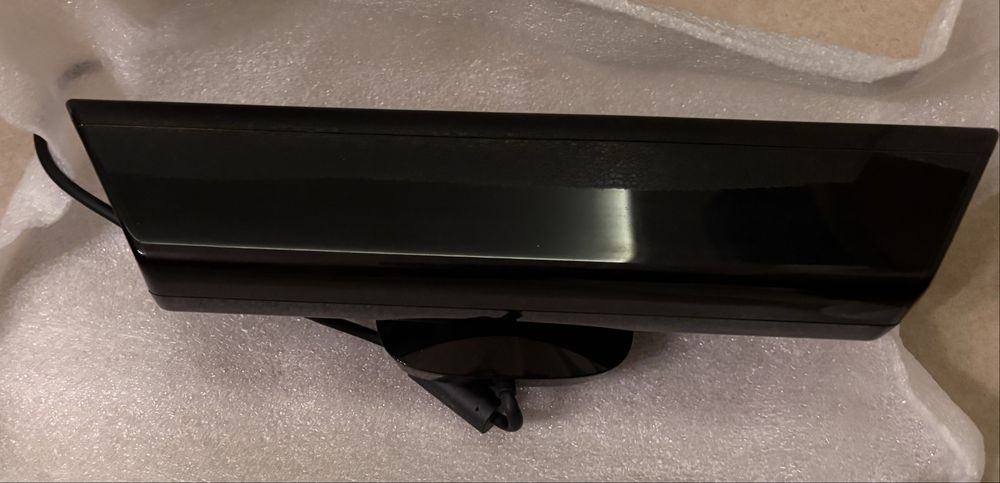 Pachet Consola Xbox 360 E + Senzor Kinect + 3 Controllere + Jocuri Originale