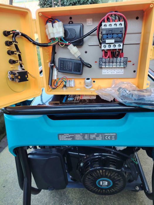 Бензинов монофазен генератор.