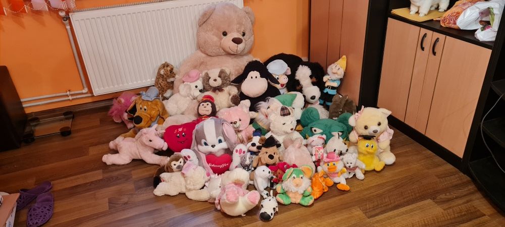 Multe Jucării de plus