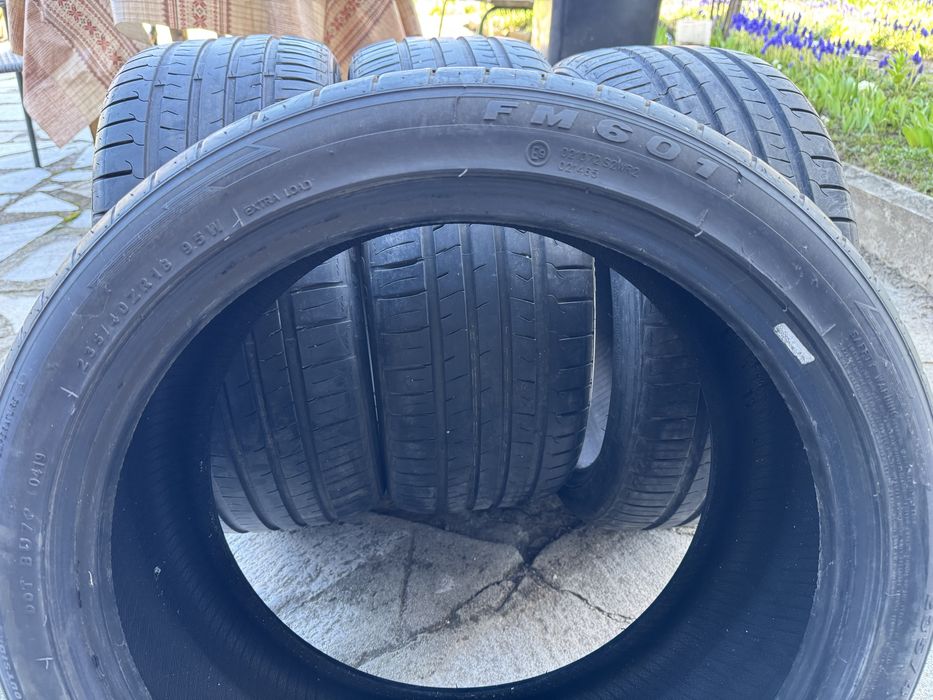 Летни гуми235/40zr18 95W