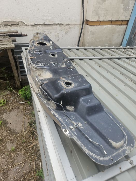 Бензобак Паджеро4 3.0