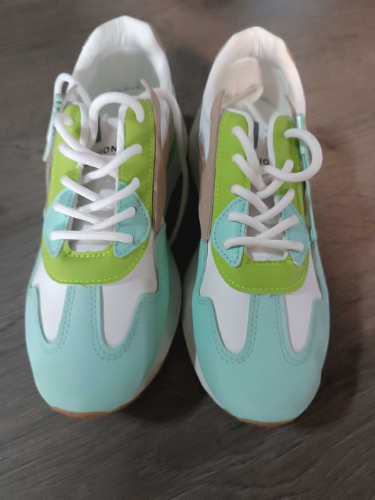 Маратонки - Женски