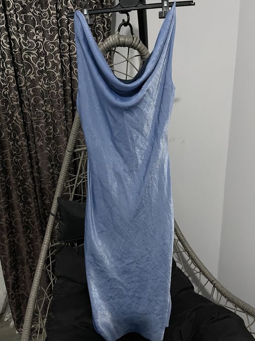 Rochie un bleo superb