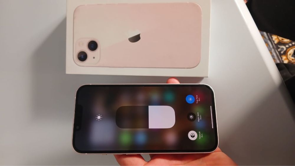 Айфон 13   256 gb