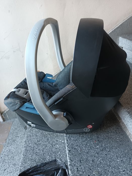 Бебешко  кошче   за  кола