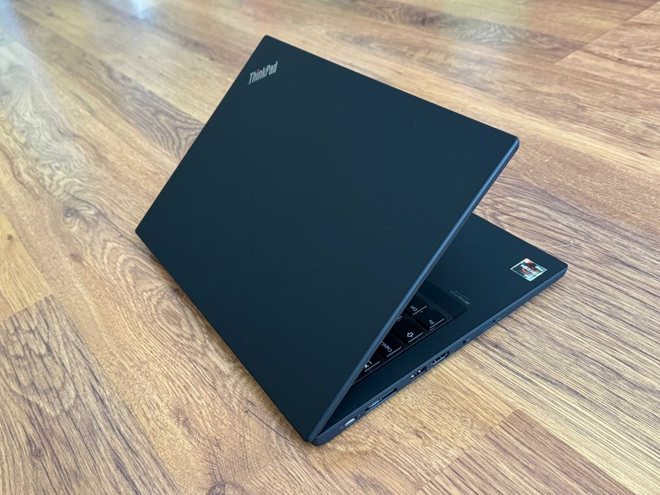 14' Touch Full HD Ryzen 5 PRO 5650u Lenovo ThinkPad P14s Gen 2 16GB DDR4/256GB NVMe/Radeon Pro 4GB