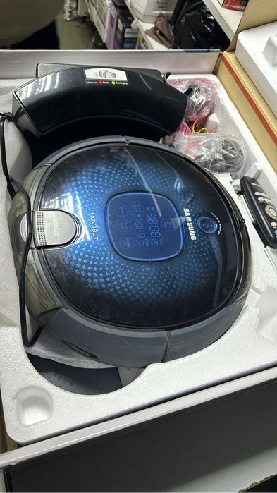 Продам робот полесос