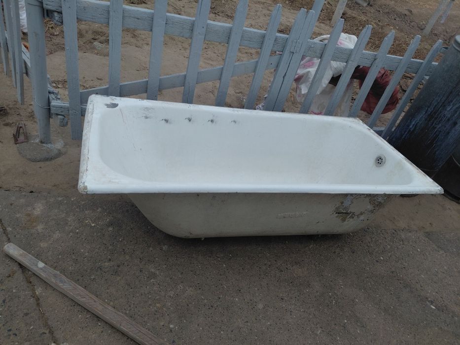 20000. м нан.  Чугун. Ванналар  сатылады