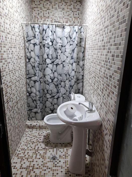 Продаётся дача с евро ремонтом в городе чирчике 8 соток