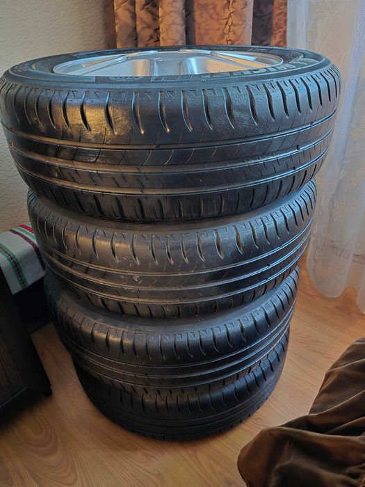 Jante aliaj R15 si anvelope Michelin, Logan, Mcv, Sandero, Lodgy, Doke