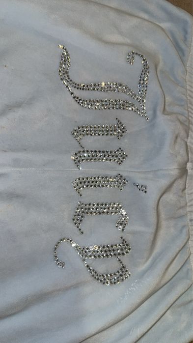 pantaloni Juicy Couture XS purtati de cateva ori 400 lei negociabil