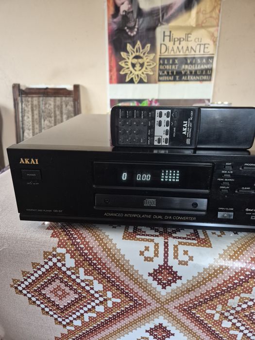 Akai CD 57 cu telecomanda sistem audio