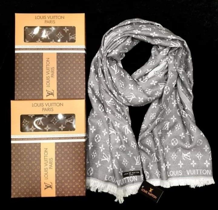 Esarfe/saluri unisex, material tip casmir, diverse nuanțe,saculet