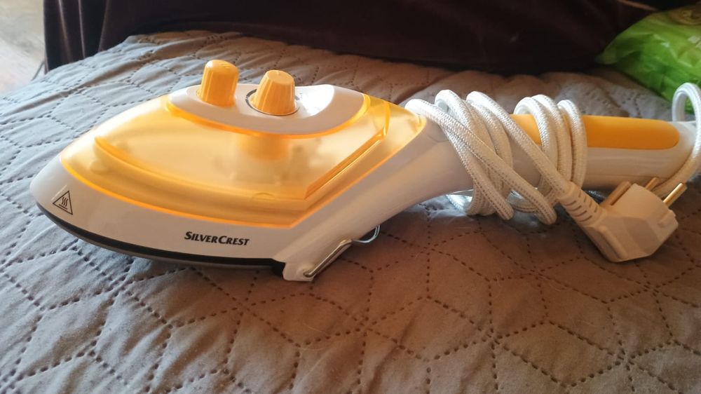 Fier de călcat cu aburi