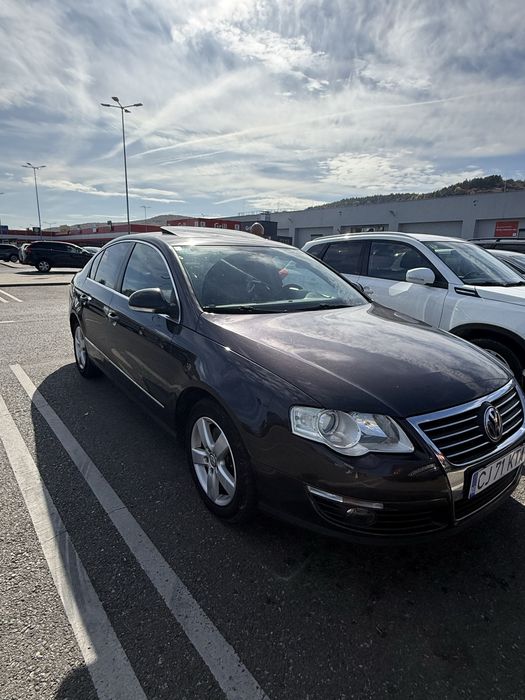 Vand sau schimb passat b6 nr tel (0784) 585 648