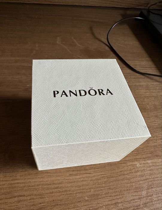 Часы Pandora + Браслет Louis Vuittion