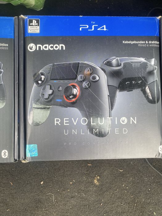 Nacon Revolution Unlimited Pro Controller pentru PS4/PC – controller