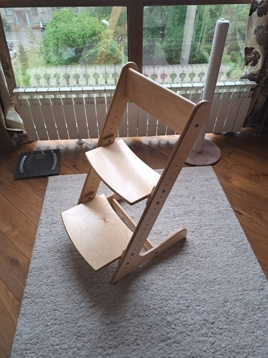 Регулируемый детский/школьный стул