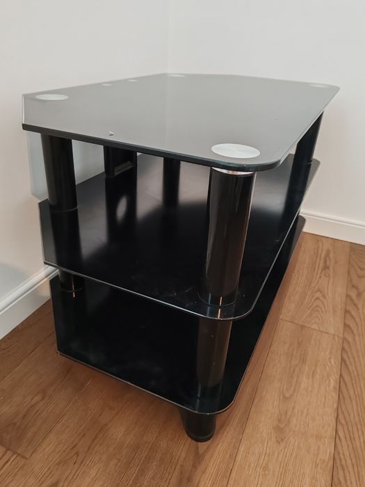 Mobilier audio- video  din sticla