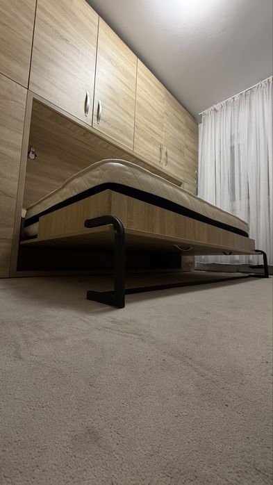 Dormitor pe comandă cu pat rabatabil  pentru camera mica bloc