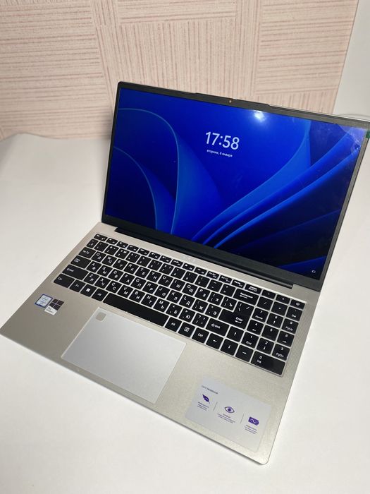 Ноутбук рабочий.