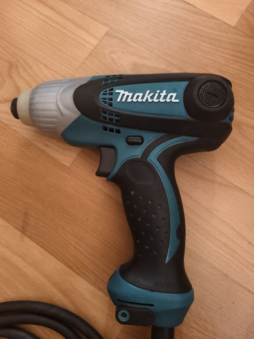 Ударный шуруповёрт Makita TD0101F