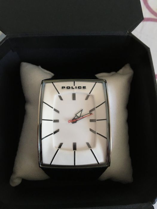 Ceas de piele Police