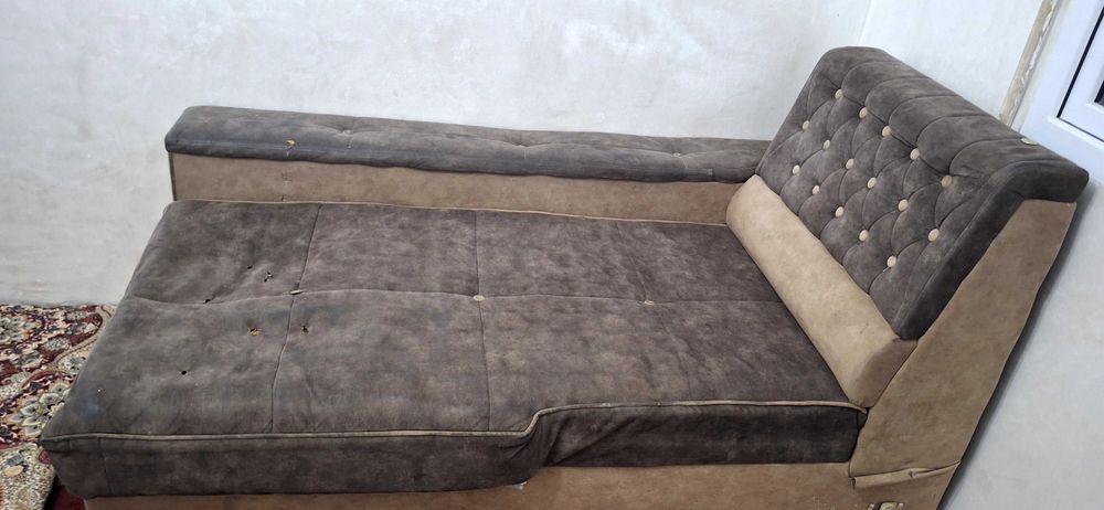 Divan beriladi bepulga