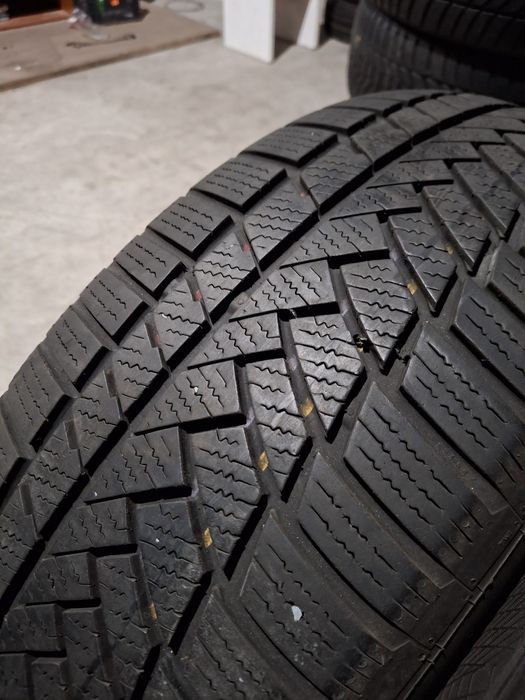 2 Anvelopele de iarnă ms 235 60 r18 Continental