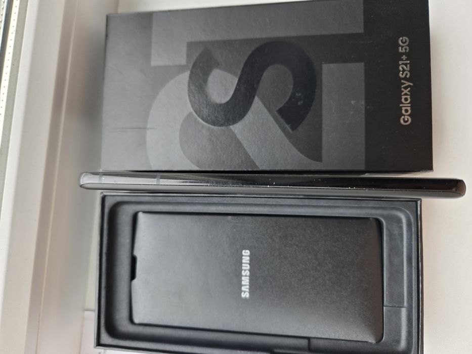 Продам Samsung Galaxy S21+ Plus 5G