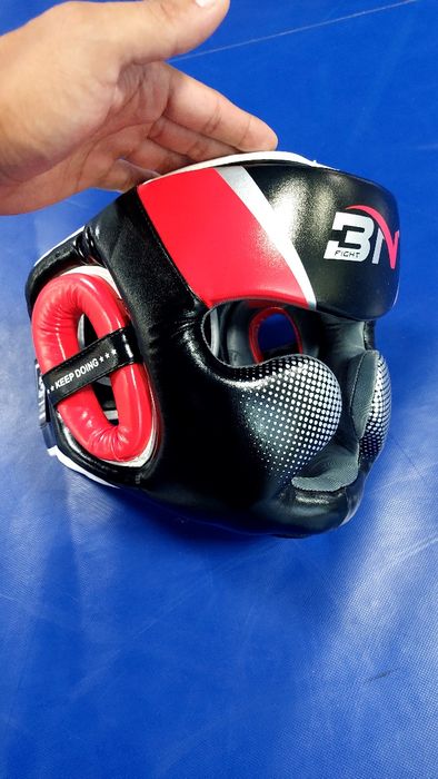 Шлем боксёрский!