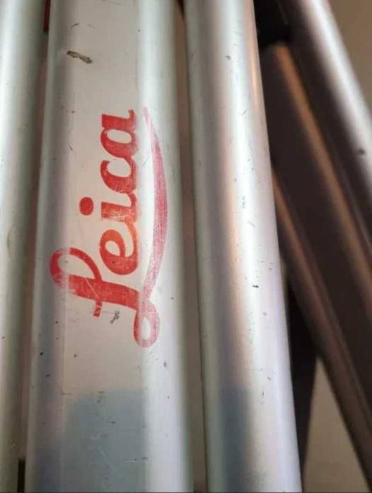 Инструмент лазер  стойка за нивелир LAIKA ЛАЙКА , перфектно техническо