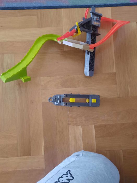 Ти-рекс Hot Wheels писта за колички