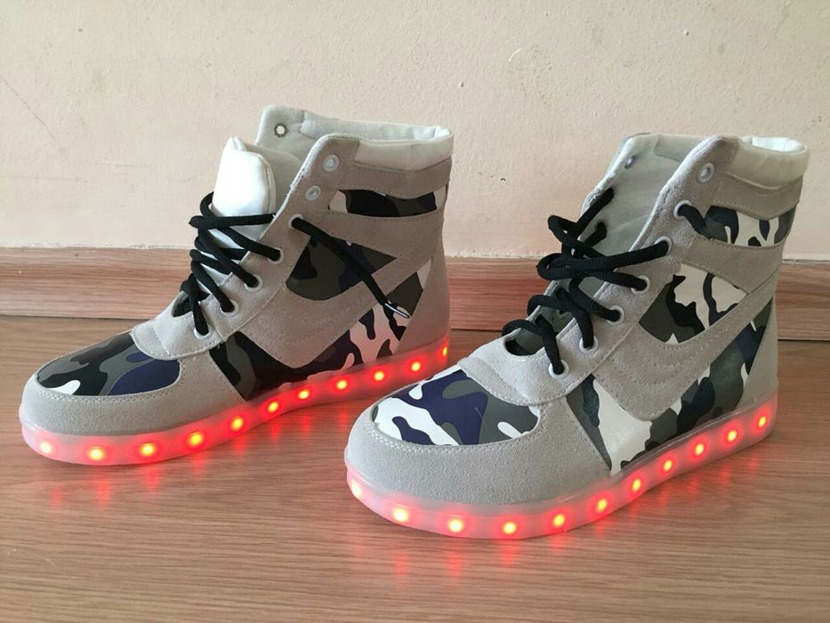 Светящиеся сапоги