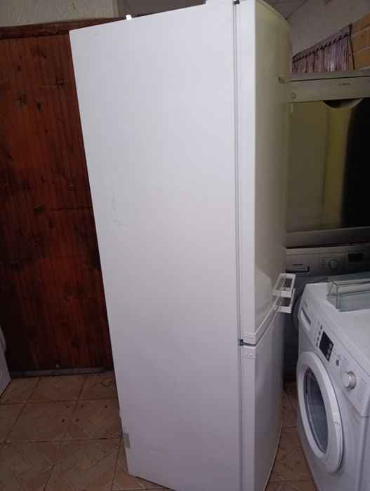 Комбиниран хладилник с фризер Миеле Miele с 2 години гаранция!